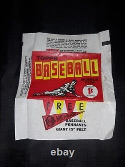 1961 Topps Baseball Card Original Empty Wax Wrapper. In Excellent Condition
