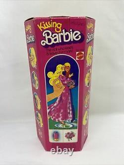 1978 Kissing Barbie Mattel No. 2597 NRFB Excellent Condition (A1)