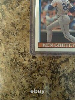 1991 Topps Ken Griffey Seattle Mariners #392 Excellent Condition! Extremely Rare