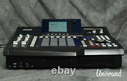 AKAI MPC4000 Music Production Center With Original Box in Excellent Condition