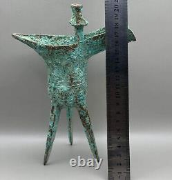 Ancient sasanian Near eastern Bronze vessel in Excellent condition