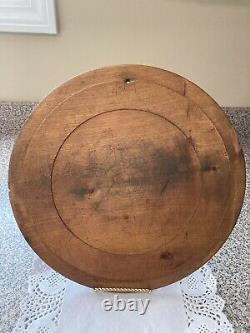 Antique Large Bread Board In Excellent Condition With Lovely Warm Patina