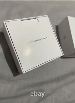 Apple AirPods Pro 1st Generation Excellent Condition. Original BoxCharger Etc