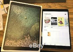 Apple iPad Pro 10.5, 256GB A1704 Space Gray. Excellent condition & original box