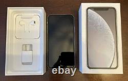 Apple iPhone XR 128GB White (Unlocked) Mint Condition Original Box