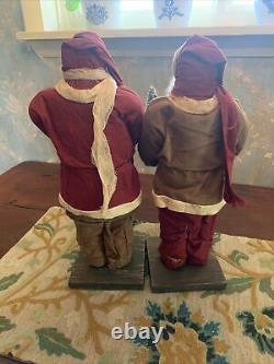 Arnetts Country Store Santas 17 Tall X2. Excellent Condition