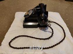 Bakelite Telephone, original 300 series. Excellent condition