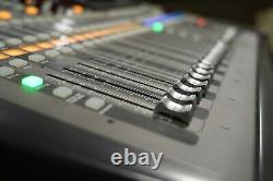 Behringer X32 Digital Mixer Excellent Condition Shipped in original box