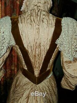 GORGEOUS Antique 1880s Silk & Velvet Bustle Gown Excellent Condition Must see
