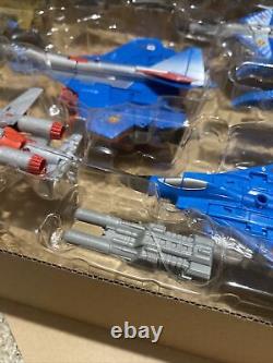 Hasbro Transformers Combiner Wars Superion G2 Colors Excellent Condition