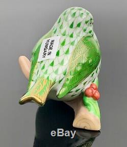 Herend Fishnet Little Bird on Holly NIB GORGEOUS & EXCELLENT CONDITION