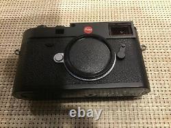 LEICA M10 BODY Excellent CONDITION ORIGINAL PACKAGING