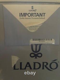 Lladro #6543 Summer Breeze Excellent condition with original box