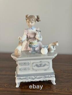 Lladro Birthday Party #6134 Excellent Condition with original box