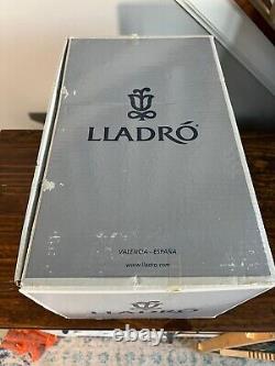 Lladro Father Christmas #1890 Signed/Numbered Excellent Condition with box Rare