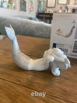 Lladro Waking up at Sea #18113 Excellent Condition with Original Box