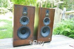Mcintosh XR16 Speakers Excellent Condition with Original Boxes Manual Made in USA