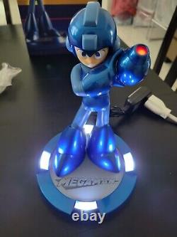 Mega Man Collector's Statue 2016. Excellent condition. Light up works perfectly