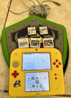 Nintendo 2DS Super Mario Maker Edition Bundle Excellent Condition