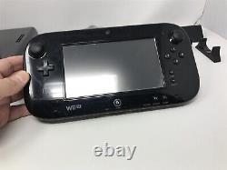 Nintendo Wii U 32GB Console Deluxe Set Black Excellent Condition with 1 Game