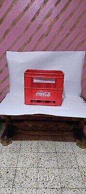 Old Coca-Cola box bottles of hard plastic excellent condition 1986 Red arabic