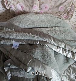 Original Simply Shabby Chic Blanket RARE BLUE-GREEN Excellent Condition