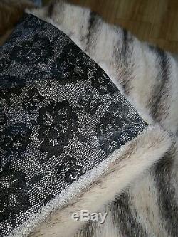 Real, original SAGA exclusive mink cross fur, excellent conditions, hooded