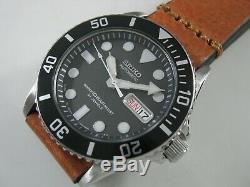 SEIKO SKX031 7S26-0040 10Bar Diver's Automatic Date Original Excellent Condition