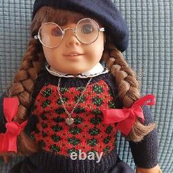 Vintage American Girl Doll Molly withoriginal accessories. Excellent condition