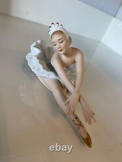 Vintage German Porcelain -Wallendorf Ballerina Swan-EXCELLENT CONDITION