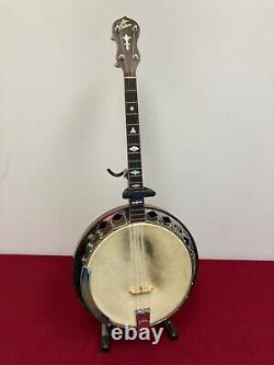 Vintage Gibson TB-2 Tenor Banjo, excellent condition with original HSC
