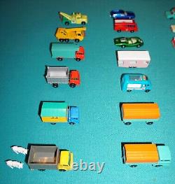 Vintage Lesney Matchbox Lot Of 34 Cars & Trucks With Case Excellent Condition