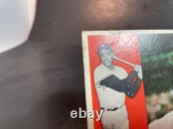 1960 TOPPS WILLIE MAYS # 200 Giants VG condition<br/>
1960 TOPPS WILLIE MAYS # 200 Giants en bon état