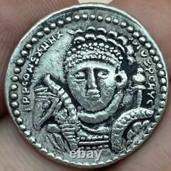 Ancienne pièce de drachme parthe en argent massif en excellent état