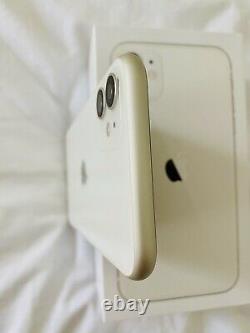 Apple Iphone 11 Blanc 64go O2 Excellent État D'emballage D'origine