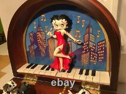 Betty Boop Music Box Danbury Mint Dans L'emballage D'origine Excellent Etat