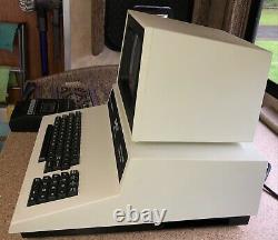 Commodore Pet 2001-8 Avec Boîte D'origine, Vintage Computer En Excellent État