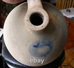 Early Ovoid Stoneware Jug Avec Décoration Bleue Excellente Forme
