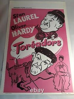 Film Original Laurel & Hardy Lobby Card Toreadors 22×14 Excellent État
