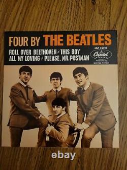 Four By The Beatles' 1964 Longe Le Disque 7 Avec Une Excellente Couverture Conditionnée