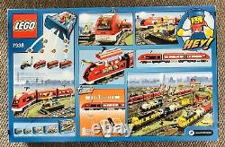 Lego City Train De Voyageurs 7938. Boîte D'origine. Rénové. Excellent État