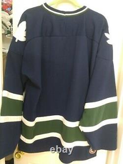 Macon Whoopee Hockey Taille Grand Maillot Bleu Original Excellent État