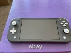 Nintendo Switch Lite Grey Excellent État + Boîte D'origine Chargeur Grip Case