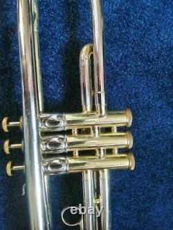 Olds Special Tri Color Trumpet Excellent État Avec Boîtier D’origine. Grande Avance