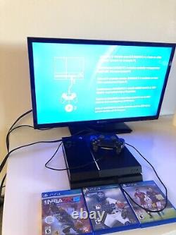 PS4 Sony PlayStation 4 avec 1 manette et 3 jeux gratuits (Excellent état)