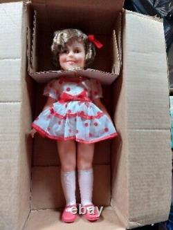 Poupée Shirley Temple originale des années 1970, en excellent état avec boîte