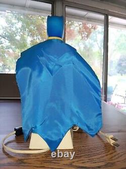 Veilleuse 1966 Batman avec cape en satin d'origine. EXCELLENTE CONDITION