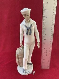Vintage Lladro Sailor Figurine 6654 On Shore Leave Excellent État Retraité