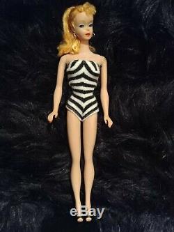 Vintage Original # 4 1961 Blond Ponytail Barbie Excellent État D'origine