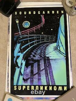Vintage Soundgarden Super Unknown Blacklight Poster 1994 Excellent État